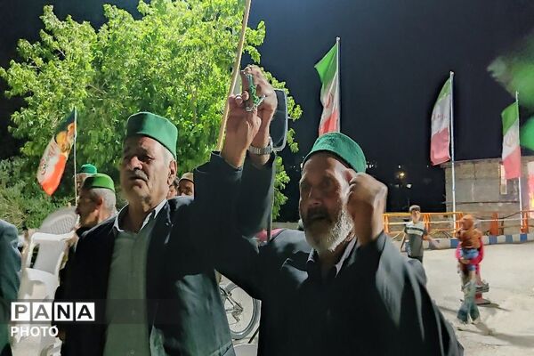 تداوم اجتماعات خیابانی در نیشابور