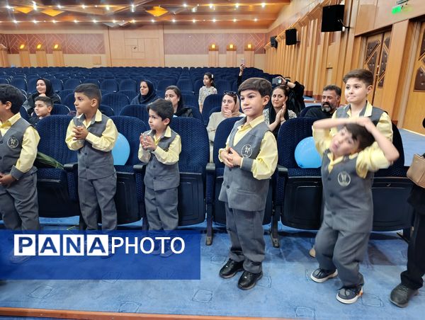 برگزاری جشن شکوفه ها در بجنورد