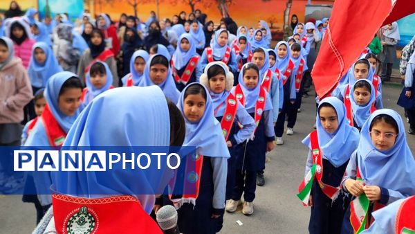 آیین نواختن زنگ چهل و هفتمین سالروز پیروزی انقلاب اسلامی در دبستان دخترانه فرهنگیان ۲