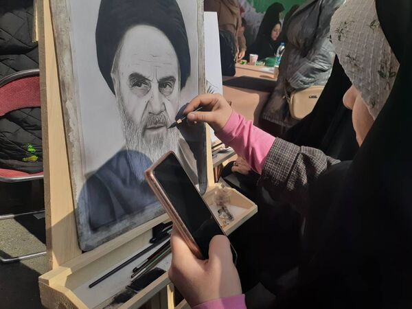 چهل و ششمین سالگرد پیروزی انقلاب اسلامی تجلّی اتّحاد و اقتدار ملّی 