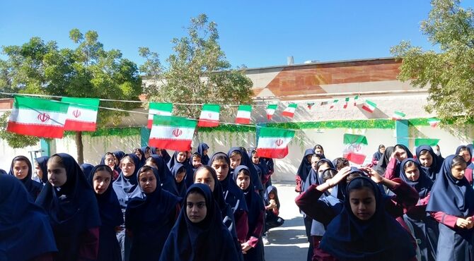 آغاز سال تحصیلی جدید و جشن جوانه ها با حضور کادر آموزش و پرورش الیگودرز 