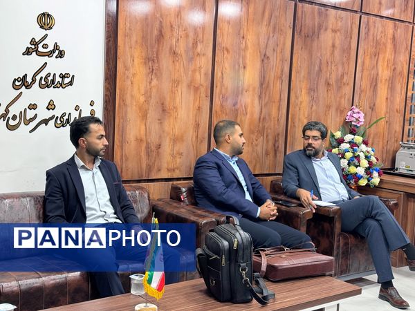 نشست هم‌اندیشی جوانان در شهرستان‌های فاریاب و کهنوج