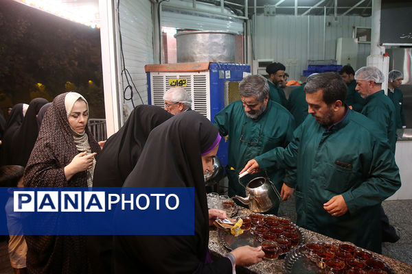 مراسم جشن میلاد پیامبر اکرم(ص) و امام جعفر صادق(ع) در حرم حضرت معصومه(س)