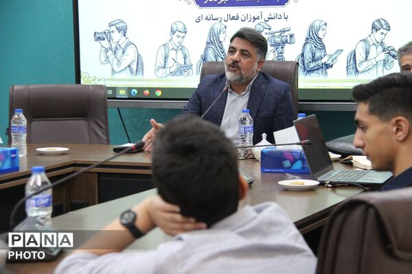 کارگروه «آینده‌سازان»؛ پیوند رسانه و پرسشگری