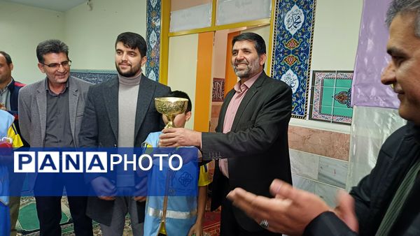 برگزاری مراسم نمادین سفیران سلامت در کمیجان