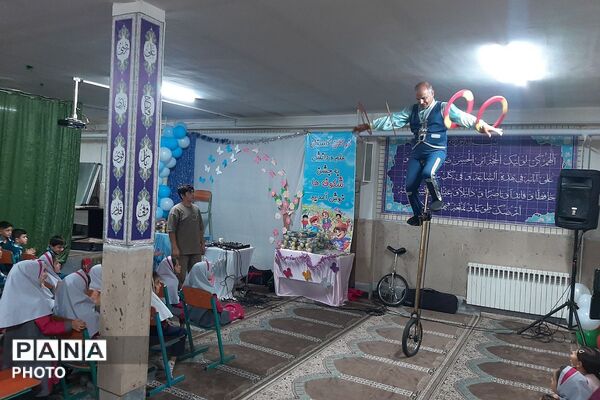 جشن شکوفه‌ها در مدرسه ال‌محمد کهریزک