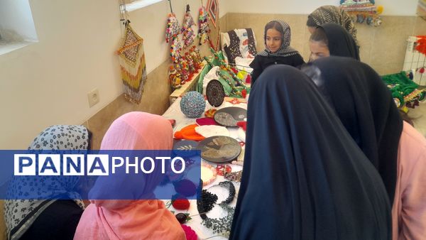 نمایشگاه صنایع دستی مرتبط با کسب و کار