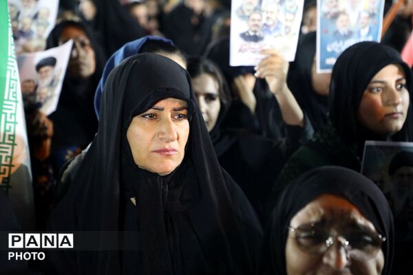  ادای احترام به ارتحال رهبر معظم انقلاب