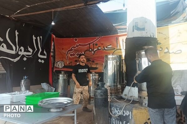 استقرار موکب‌های مردمی، دانش آموزی و خدمت‌رسان ارتش به زائران اربعین