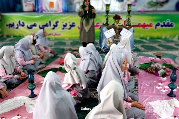 جشن روز مادر در مدارس شهید سرافراز و تربیت اسلامشهر