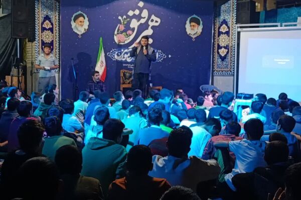 اعتکاف یعنی پاکی و صمیمیت 