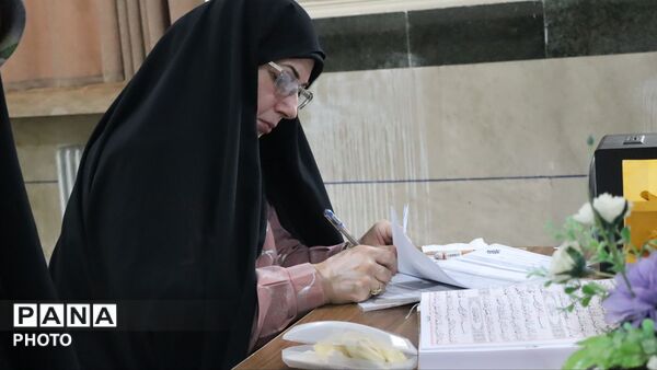 مرحله قطبی سی‌ویکمین کنگره سراسری قرآن کریم مدارس استعدادهای درخشان در خرم‌آباد