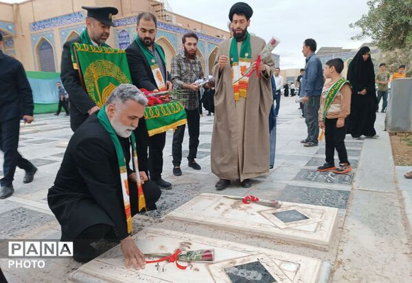 عطر رضوی بر مزار شهدا و آستان سید نصرالله پیچید