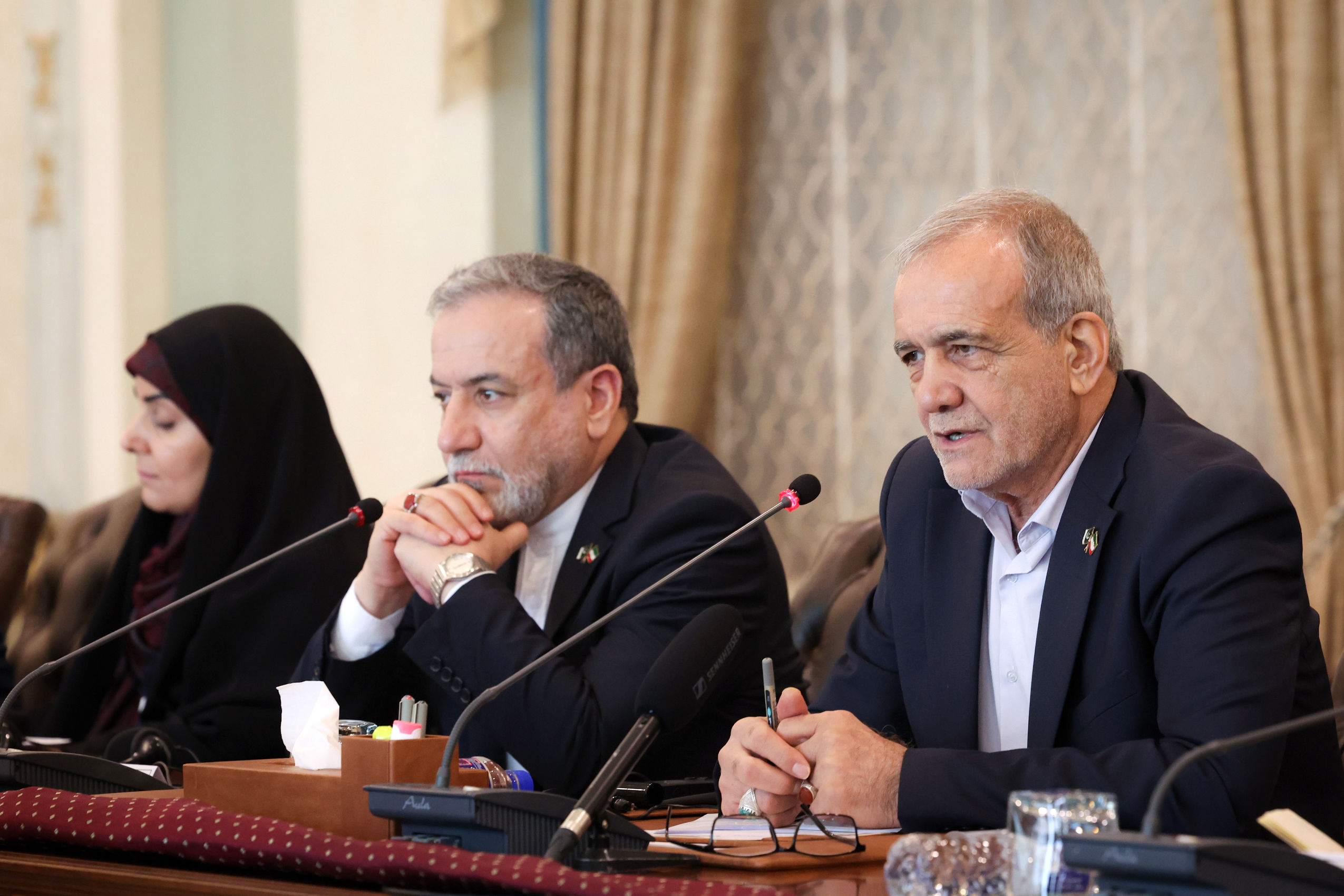 سفر رئیس‌جمهور به ارمنستان به‌ ویژه پس از تحولات قفقاز می‌تواند دستاوردساز باشد