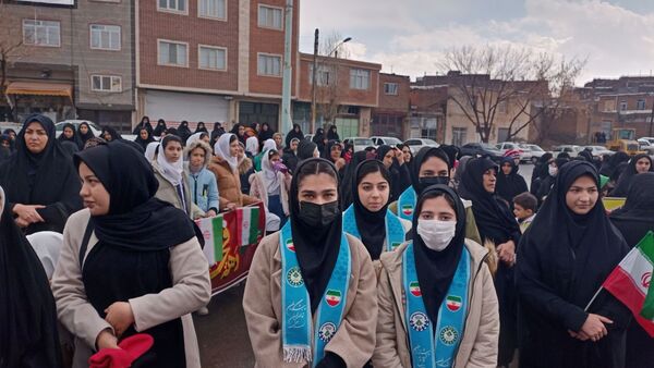 قابی از خواجه در راهپیمایی ۲۲‌بهمن