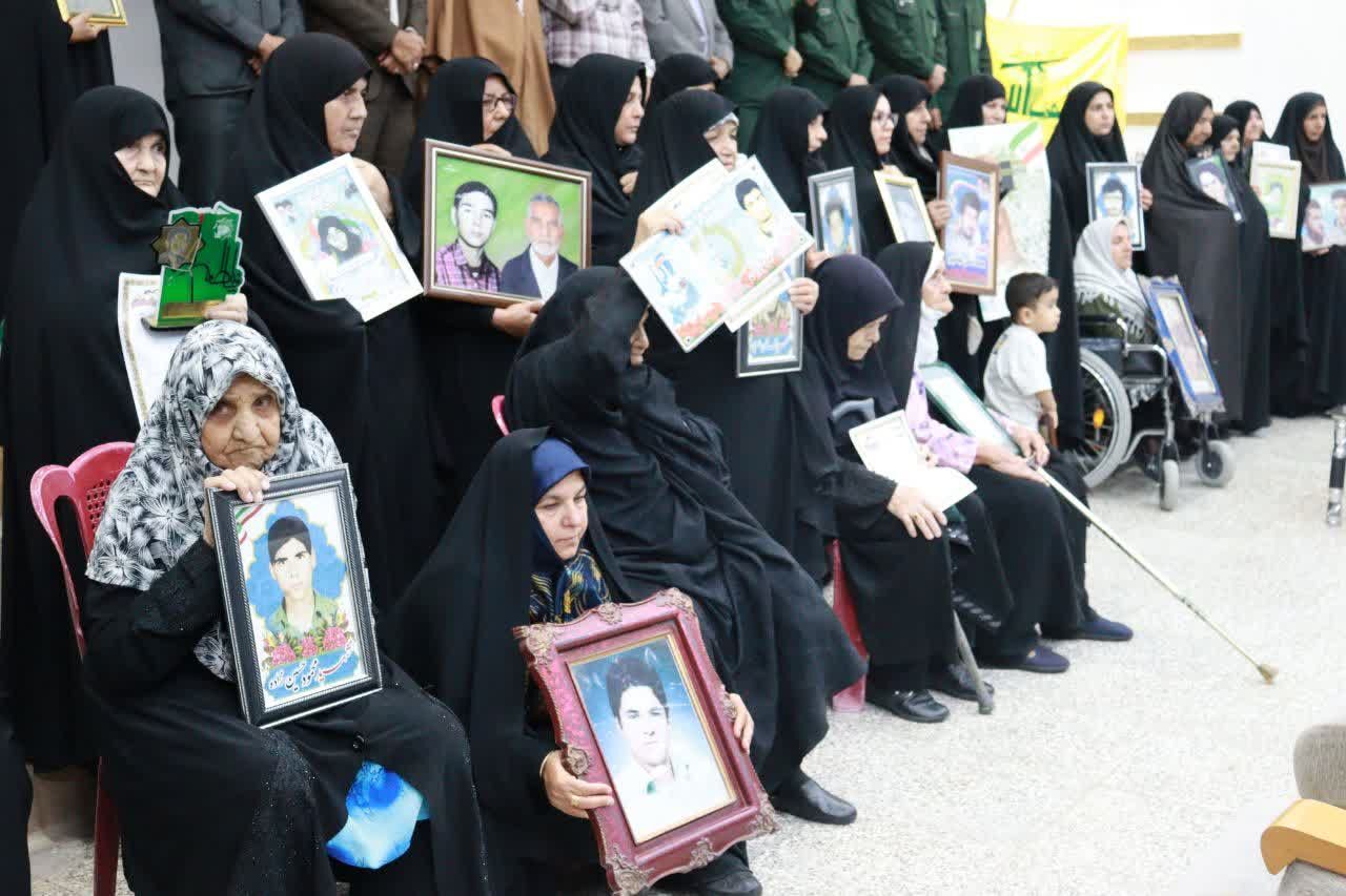 همایش مادران پرچم دار در شهرستان خلیل‌آباد 