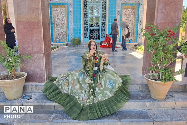 احیای هنرهای بومی با مسابقه نخ‌ریسی در شیراز