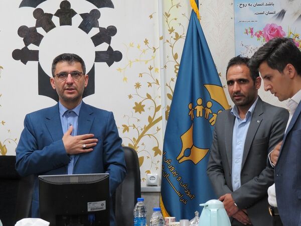نشست معاون پیشگیری و تشخیص توانبخشی سازمان آموزش پرورش استثنایی کشور با مدیران مرکز  استان