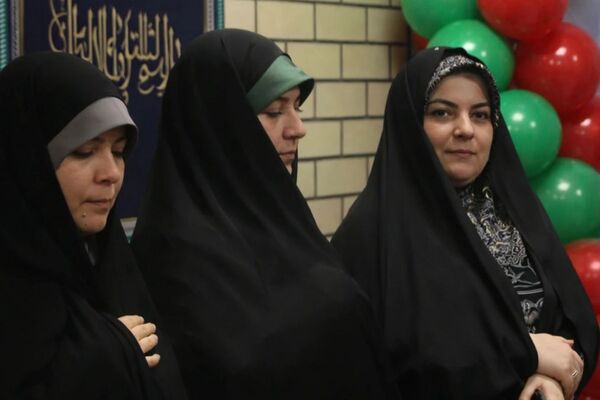  شنیدن صدای انقلاب اسلامی از میان دانش آموزان ایران جان