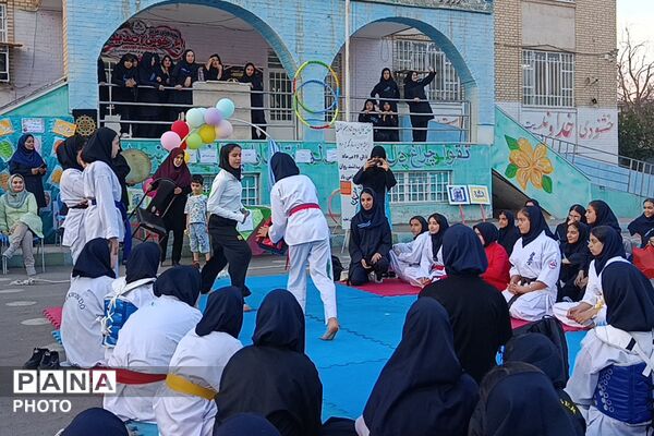 المپیاد درون مدرسه‌ای در دبیرستان عطیه شهریار