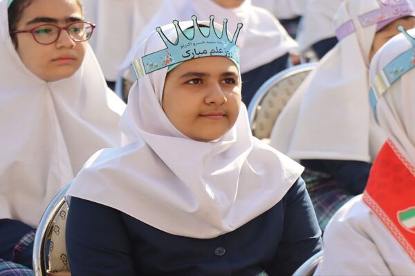 ویژه برنامه ماجراجویی در سرزمین علم در مدارس شهرستان پاکدشت 