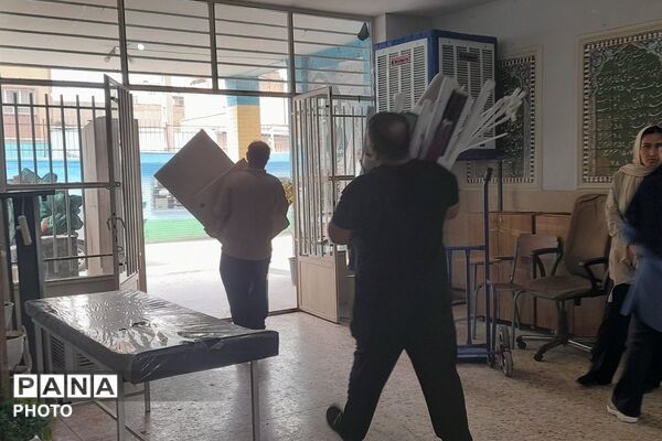 آماده‌سازی دبیرستان عفاف برای سال تحصیلی جدید با اجرای طرح بهسازی و زیباسازی