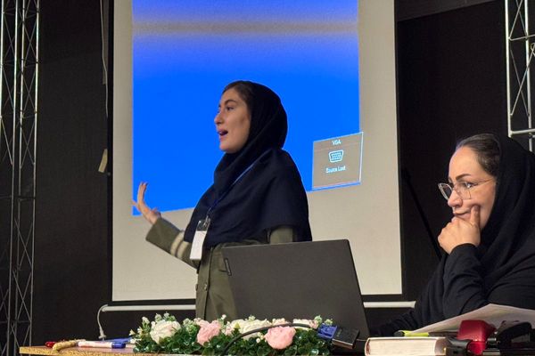 رقابت ۳۱ دانش‌آموز ممتاز همیار معلم ملاردی 