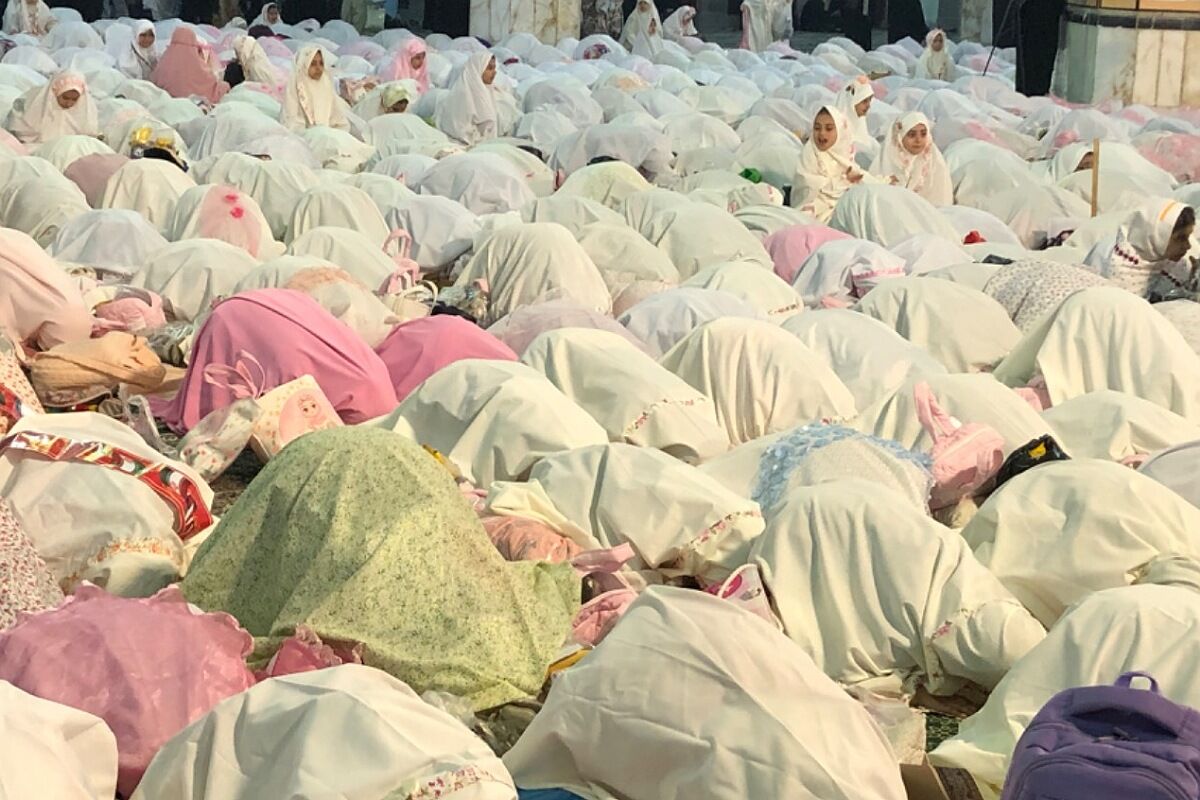 جشن بندگی دختران ناحیه دو شهرری 