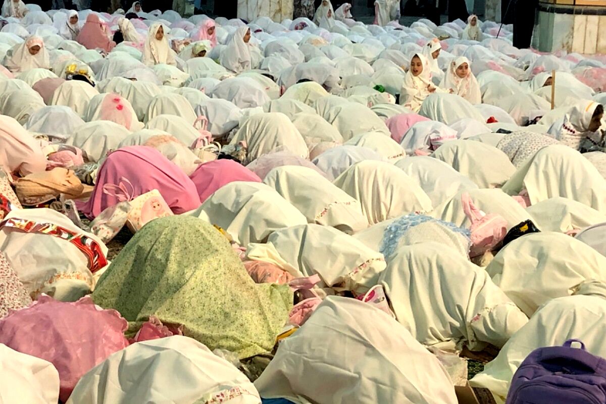 جشن بندگی دختران ناحیه دو شهرری 