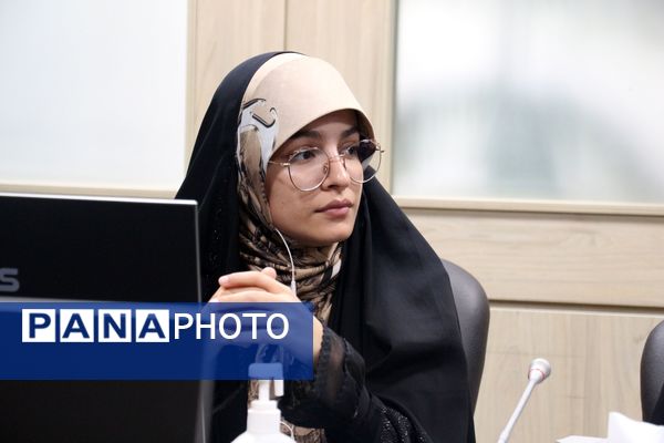 نشست خبری دختران میدان ۱۴ صفر ۳ با رئیس ستاد انتخابات شهرستان مشهد