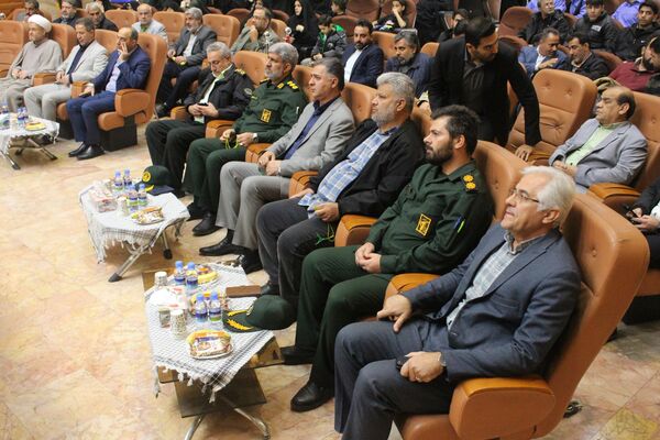 همایش «بسیج، مدرسه عشق» در باقرشهر 