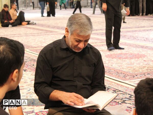 آیین احلی من العسل، در رواق امام خمینی حرم رضوی