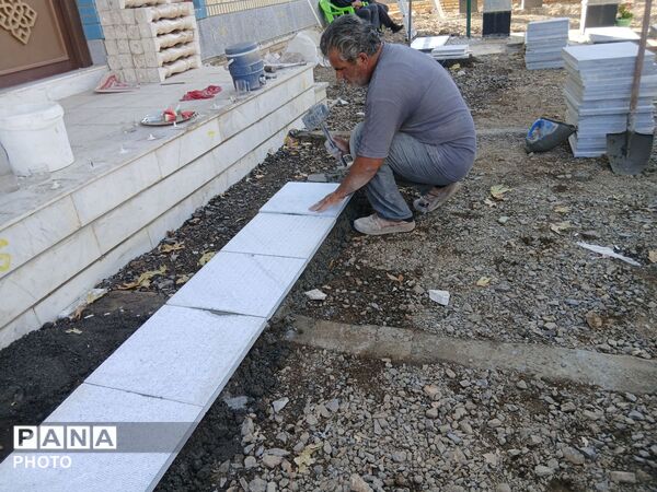 بازسازی و مرمت قبور مطهر شهدای روستای شاهزید تویسرکان 