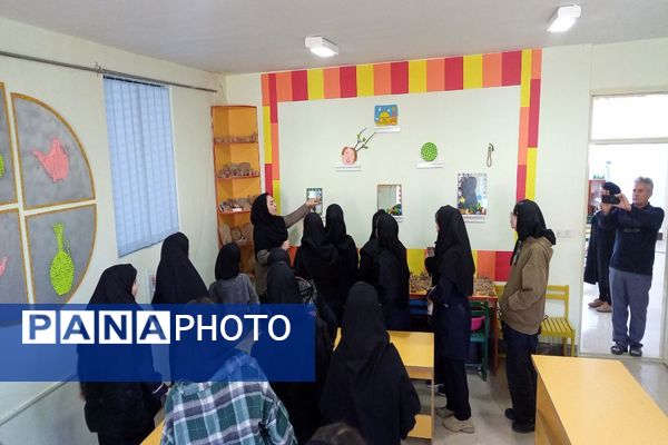 بازدید دانش‌آموزان از کانون پرورش فکری کودکان و نوجوانان