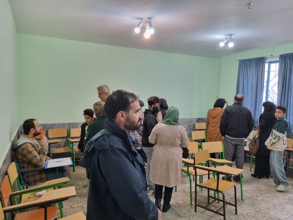 ۱۳ آذر جلسه دیدار اولیا با دبیران دبیرستان نمونه دولتی پژوهش آشخانه 