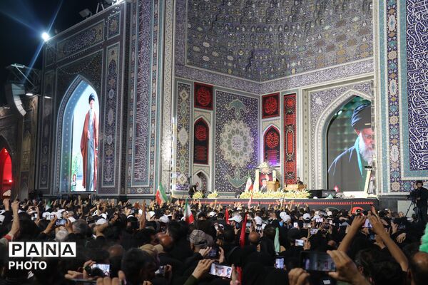 حرم امام رضا(ع) غرق در عطر اشک و بدرقه رهبر شهید