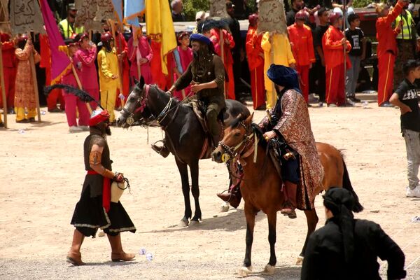 مراسم خیمه سوزی هیات «خیام الحسین» در قم