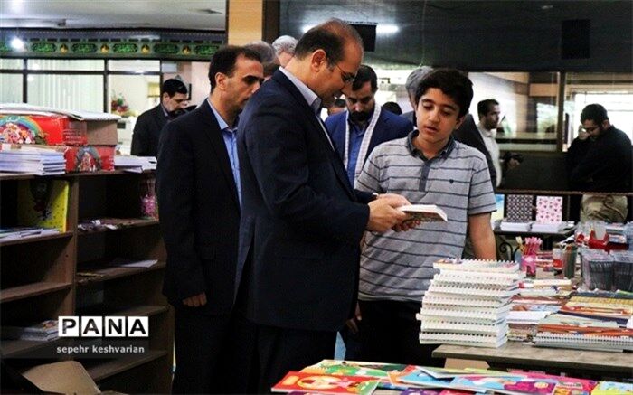 مدیرکل آموزش و پرورش استان همدان: هدف از برگزاری نمایشگاه نوشت افزار، حمایت از تولیدات داخلی است