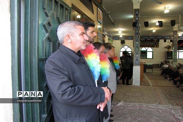 مراسم اهدا پرچم و کتیبه استان قدس رضوی به 30 هیت مذهبی استان