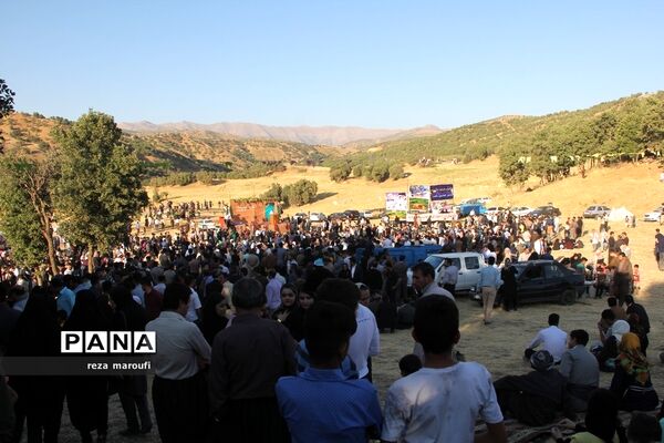 دومین جشنواره ملی انگور سیاه سردشت