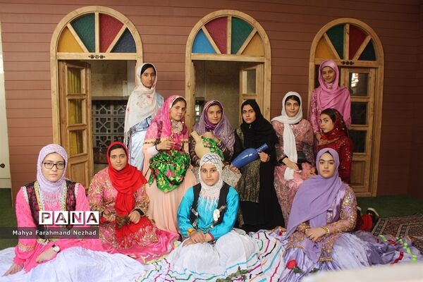 ششمین نمایشگاه صنایع روستایی شهرستان اسلامشهر