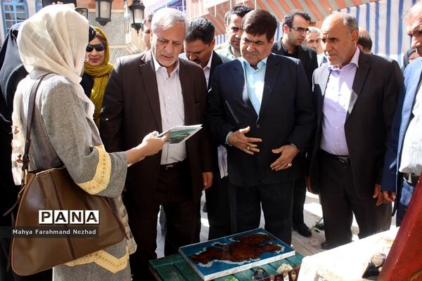 ششمین نمایشگاه صنایع روستایی شهرستان اسلامشهر