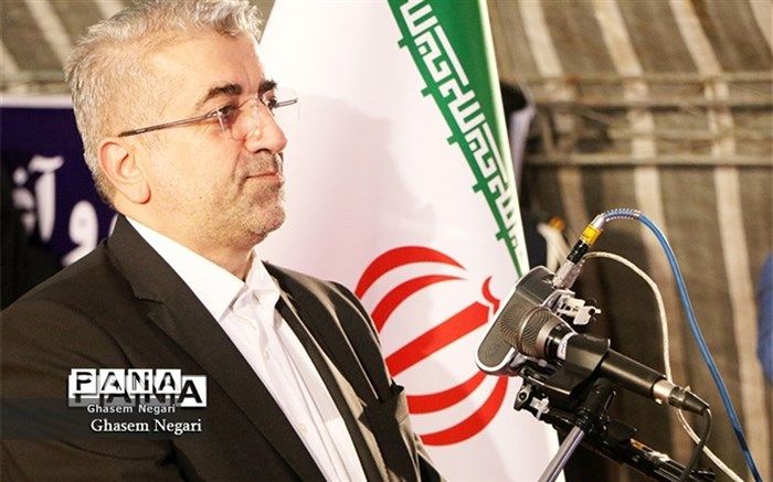 وزیر نیرو:‌ ۲۰ هزار میلیارد تومان بابت قیمت تکلیفی از دولت طلب داریم