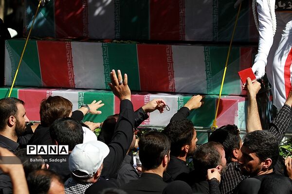 مراسم تشییع پیکرمطهر ۱۳۵شهید گمنام دفاع مقدس