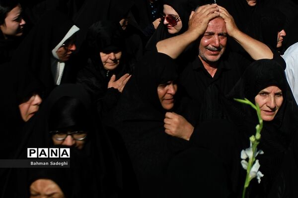 مراسم تشییع پیکرمطهر ۱۳۵شهید گمنام دفاع مقدس