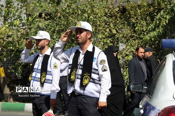 وداع باشکوه عزاداران حسینی با پیکر مطهر شهیدان هشت سال دفاع مقدس