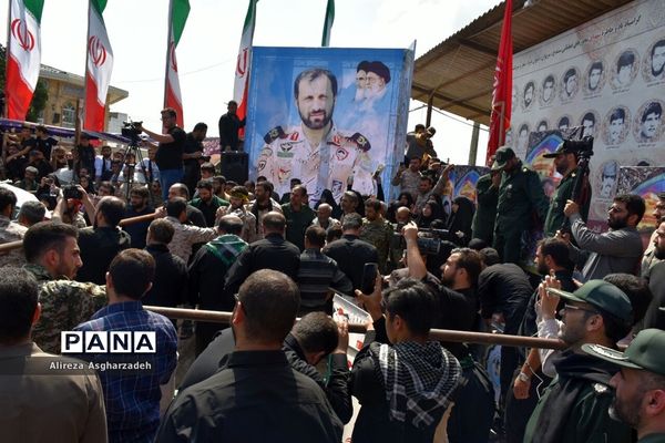 مراسم تشییع پیکر شهیدسید جلال حبیب‌اله‌پور