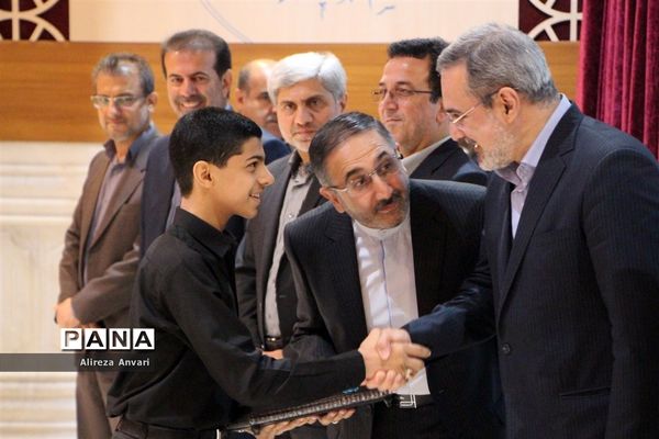 حضور وزیر آموزش‌وپرورش در گردهمایی فرهنگیان در نوشهر