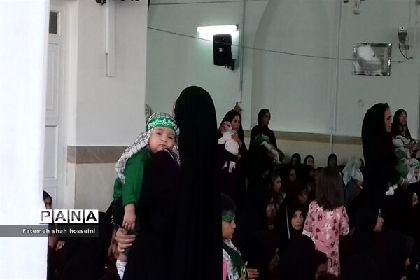 برگزاری مراسم  شیرخوارگان حسینی در شهرستان فیروزکوه