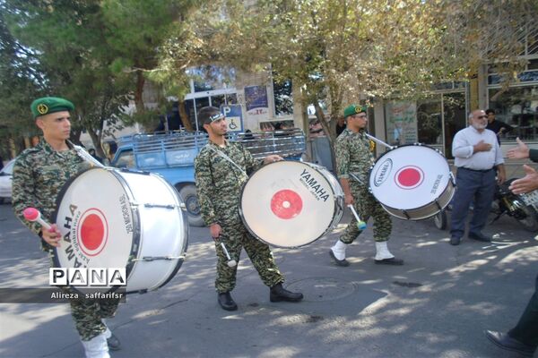 سوگواره «احلی‌من‌العسل» همراه با تشییع پیکر شهید گمنام در اردستان